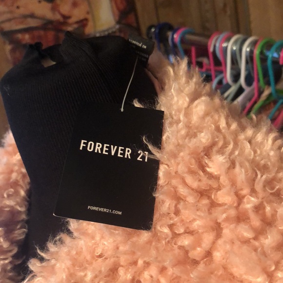 NWT Fluffy Pink Forever 21 Jacket 🧥 - Picture 3 of 17
